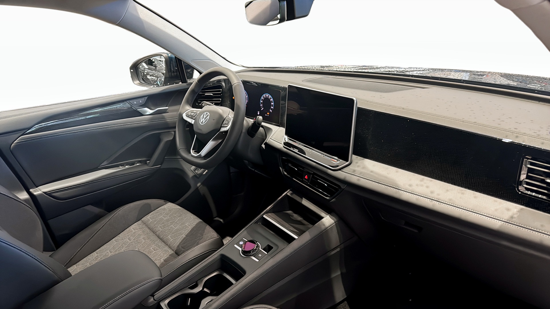 Volkswagen Tiguan AAG85J