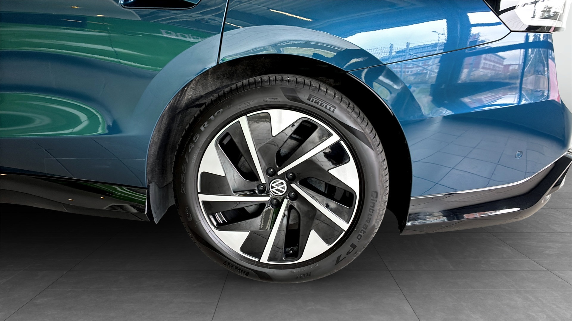 Volkswagen ID.7 AAJ28J