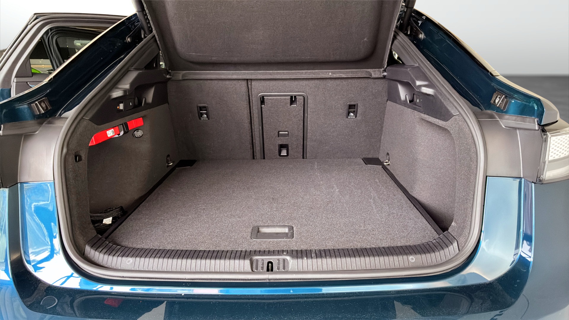 Volkswagen ID.7 AAJ28J