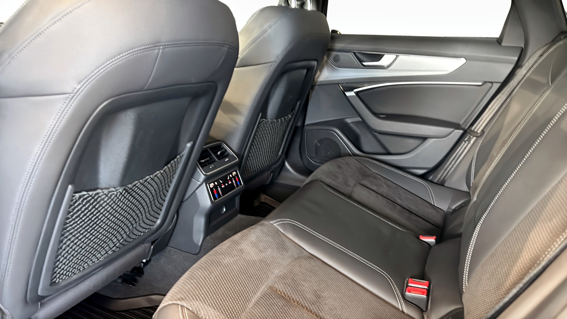 Audi A6 Avant AAU23C