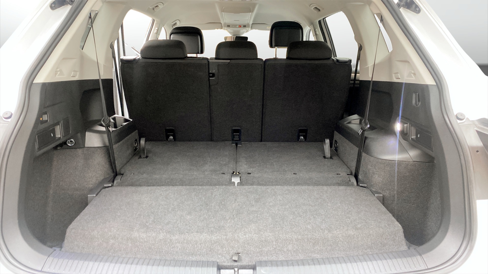 Volkswagen Tiguan Allspace ABE28L