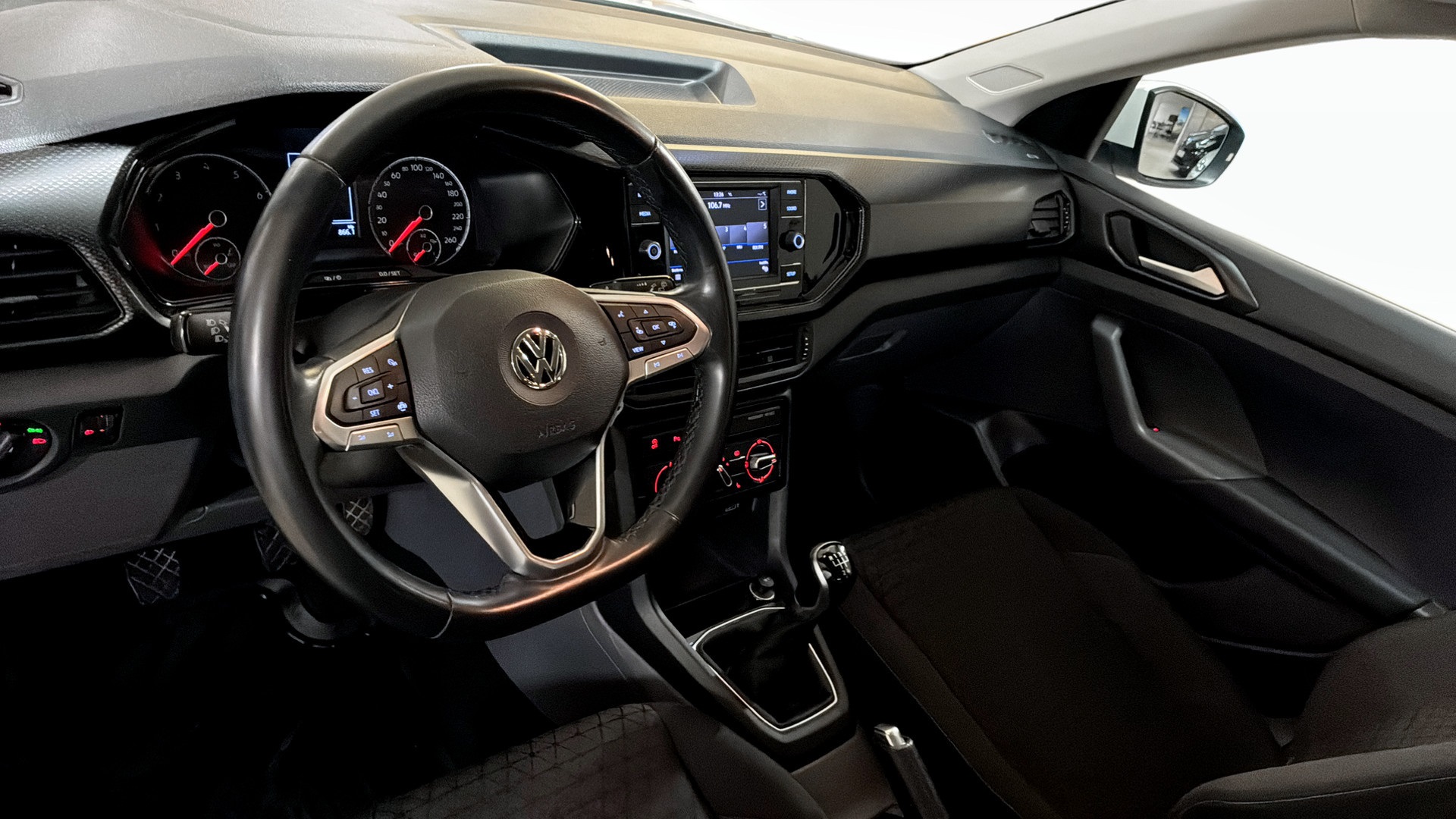Volkswagen T-Cross ABF83A