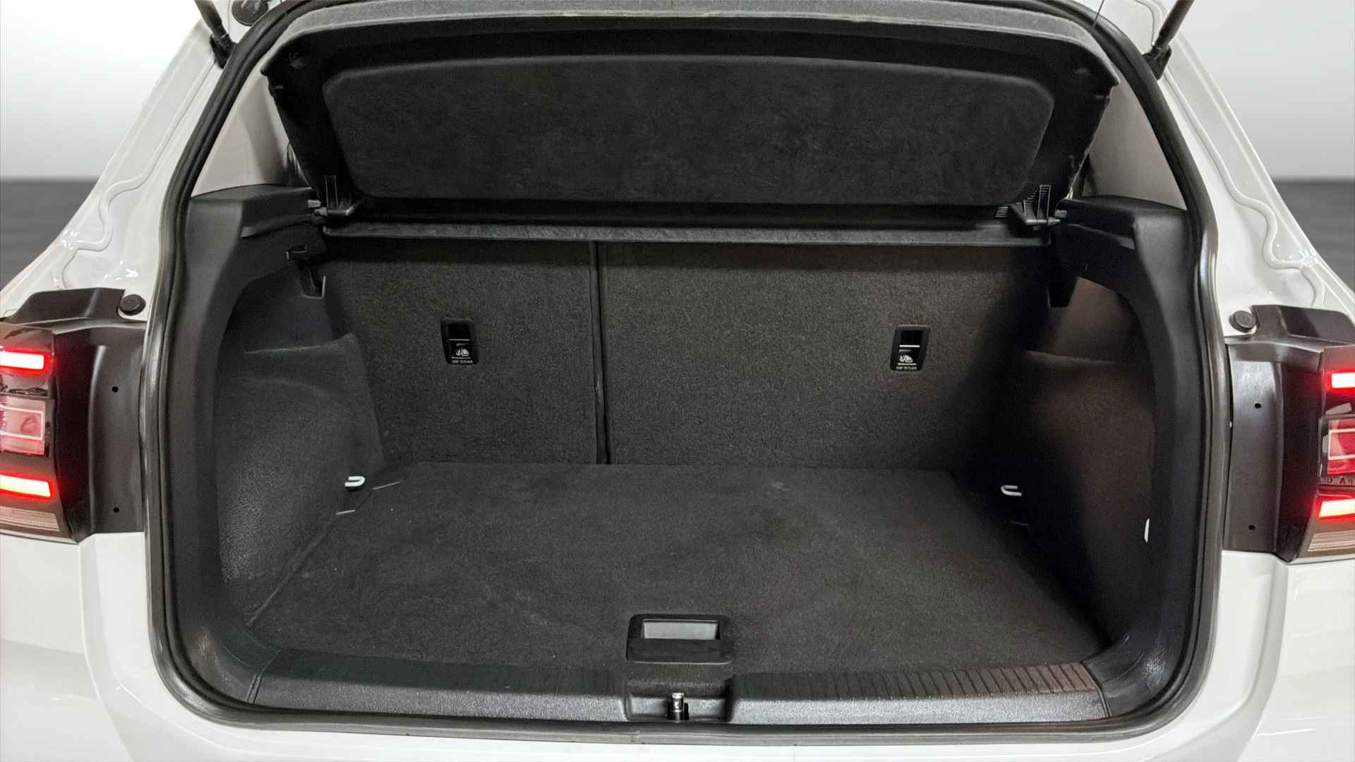 Volkswagen T-Cross ABF83A
