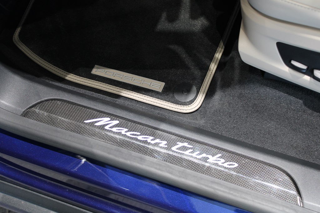 Porsche Macan ABR04P