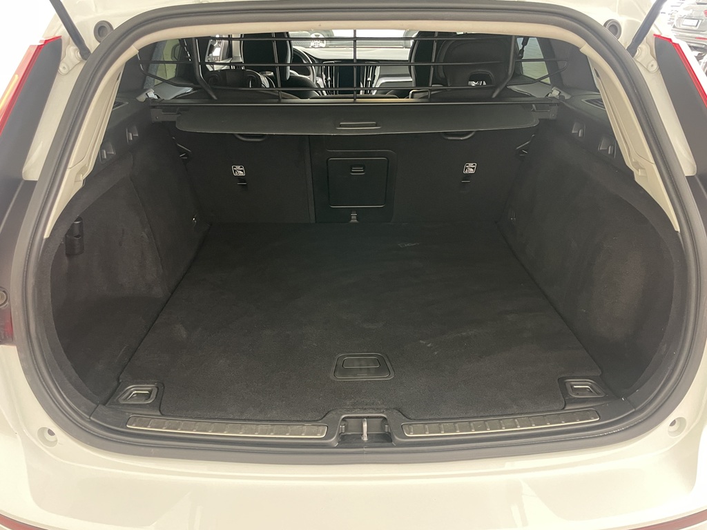 Volvo V60 Cross Country ABR62Y