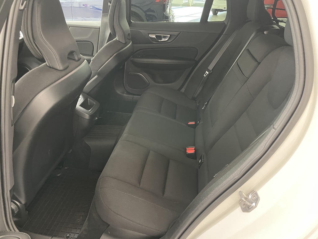 Volvo V60 Cross Country ABR62Y