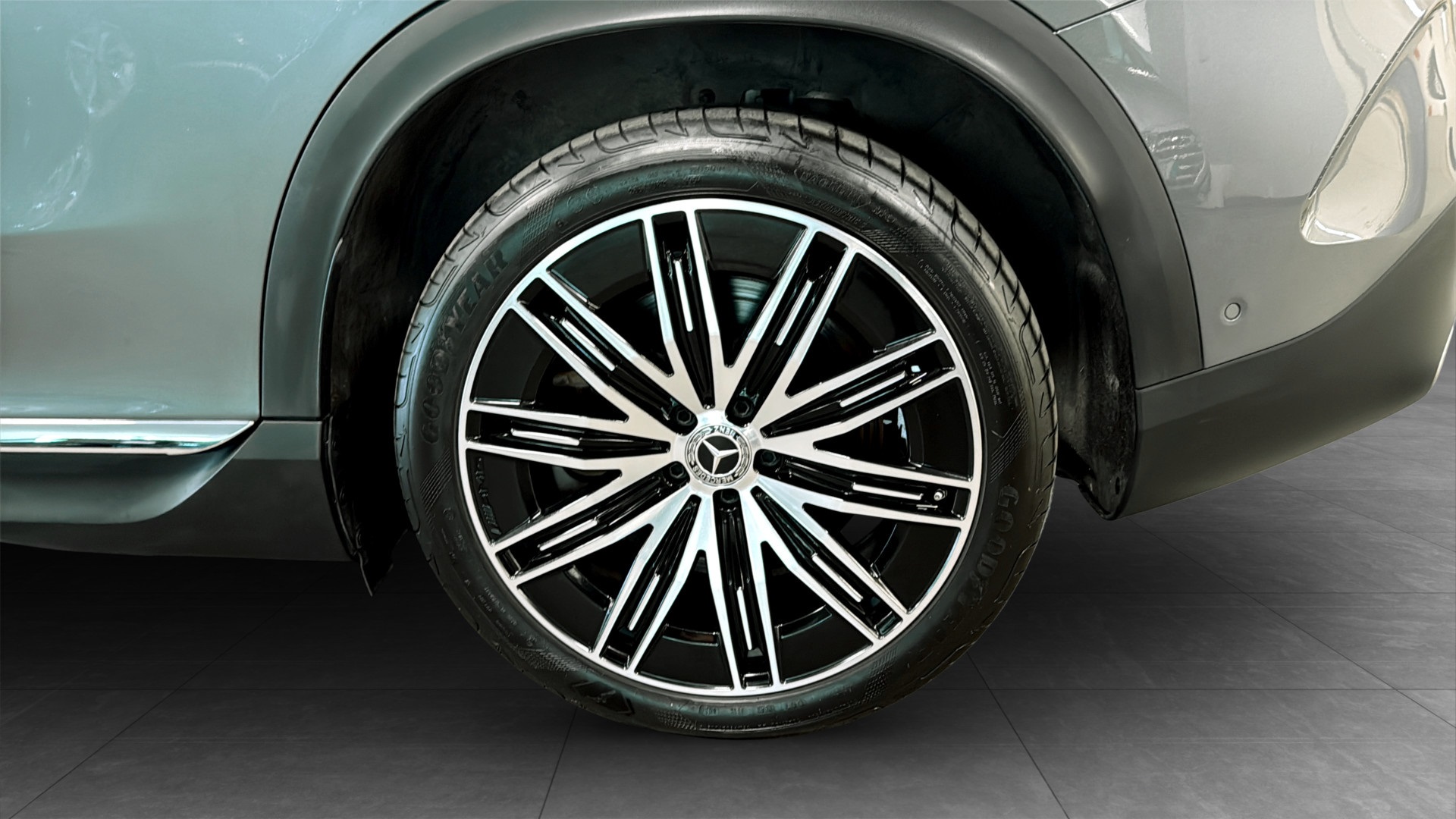Mercedes EQE 350 ABW64L