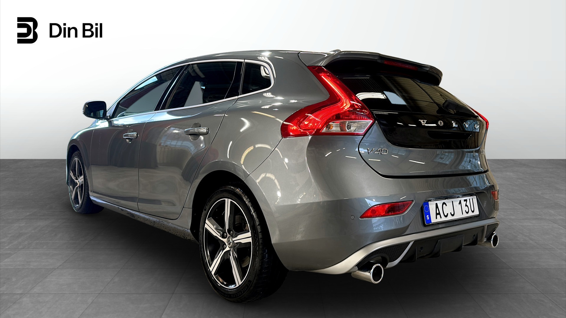 Volvo V40 ACJ13U