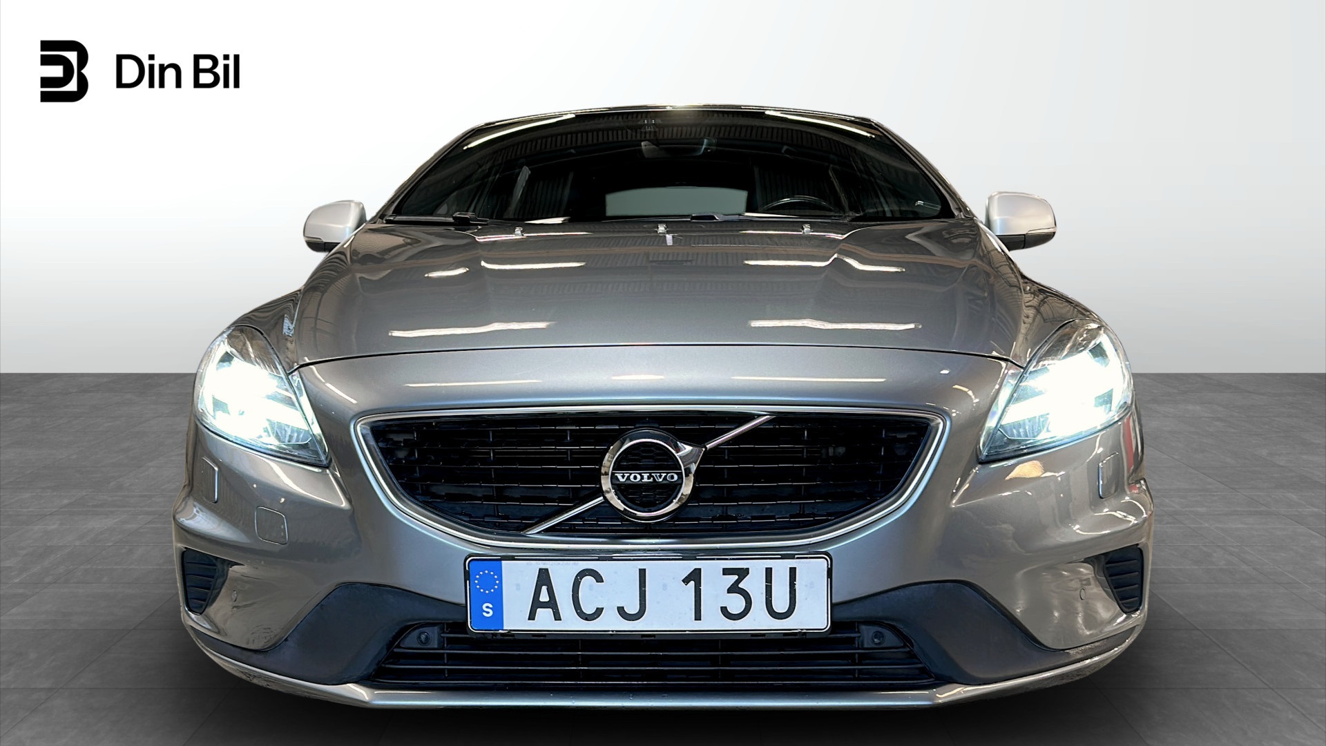 Volvo V40 ACJ13U