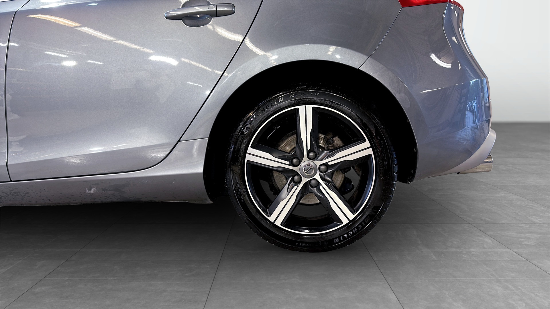 Volvo V40 ACJ13U