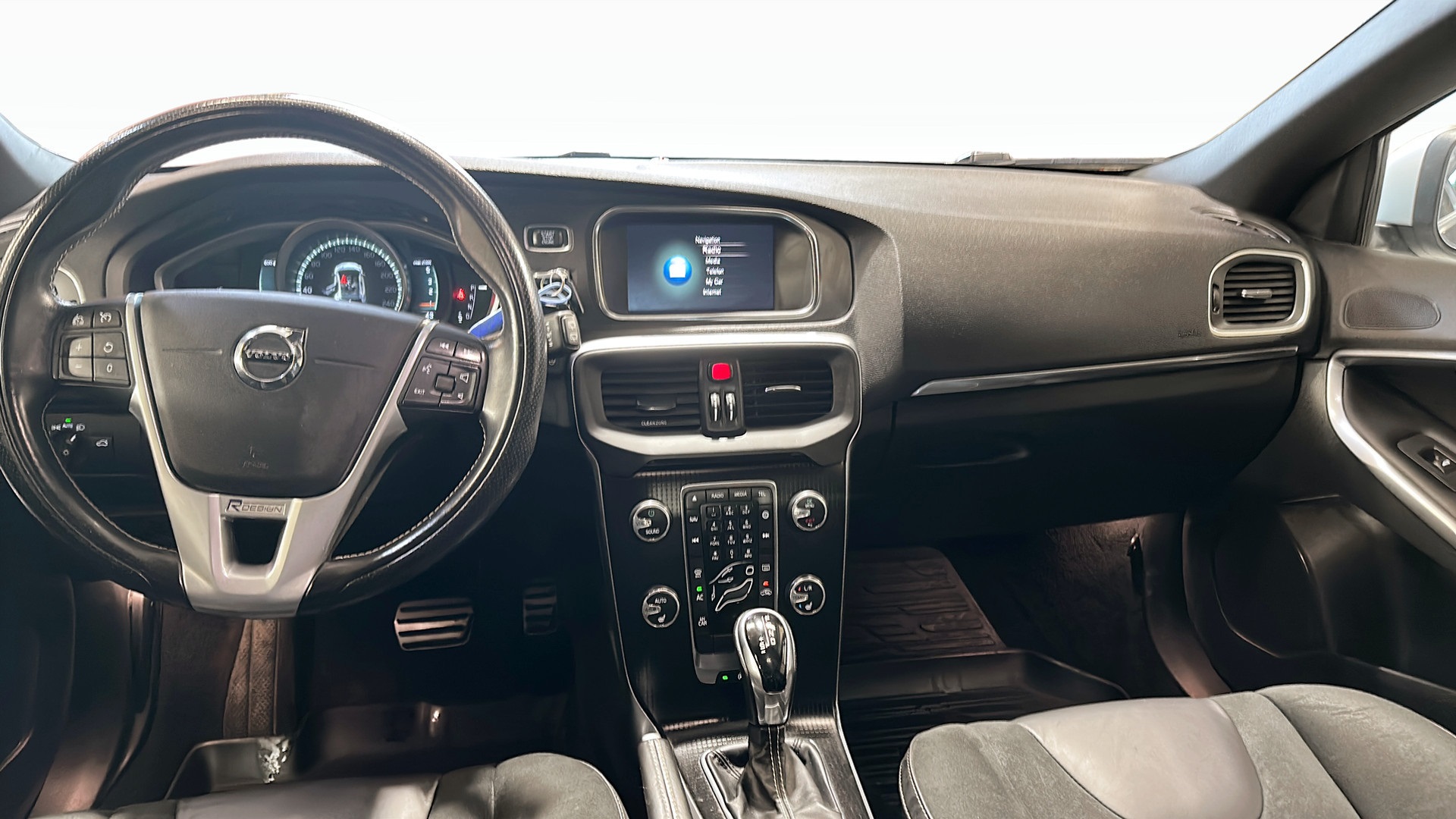 Volvo V40 ACJ13U