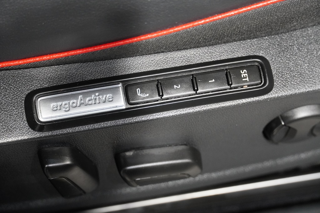 Volkswagen ID.4 ACM27R