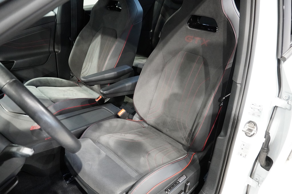 Volkswagen ID.4 ACM27R