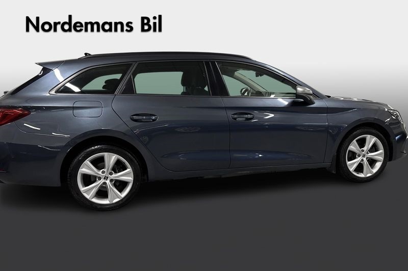 SEAT Leon Sportstourer ACW232