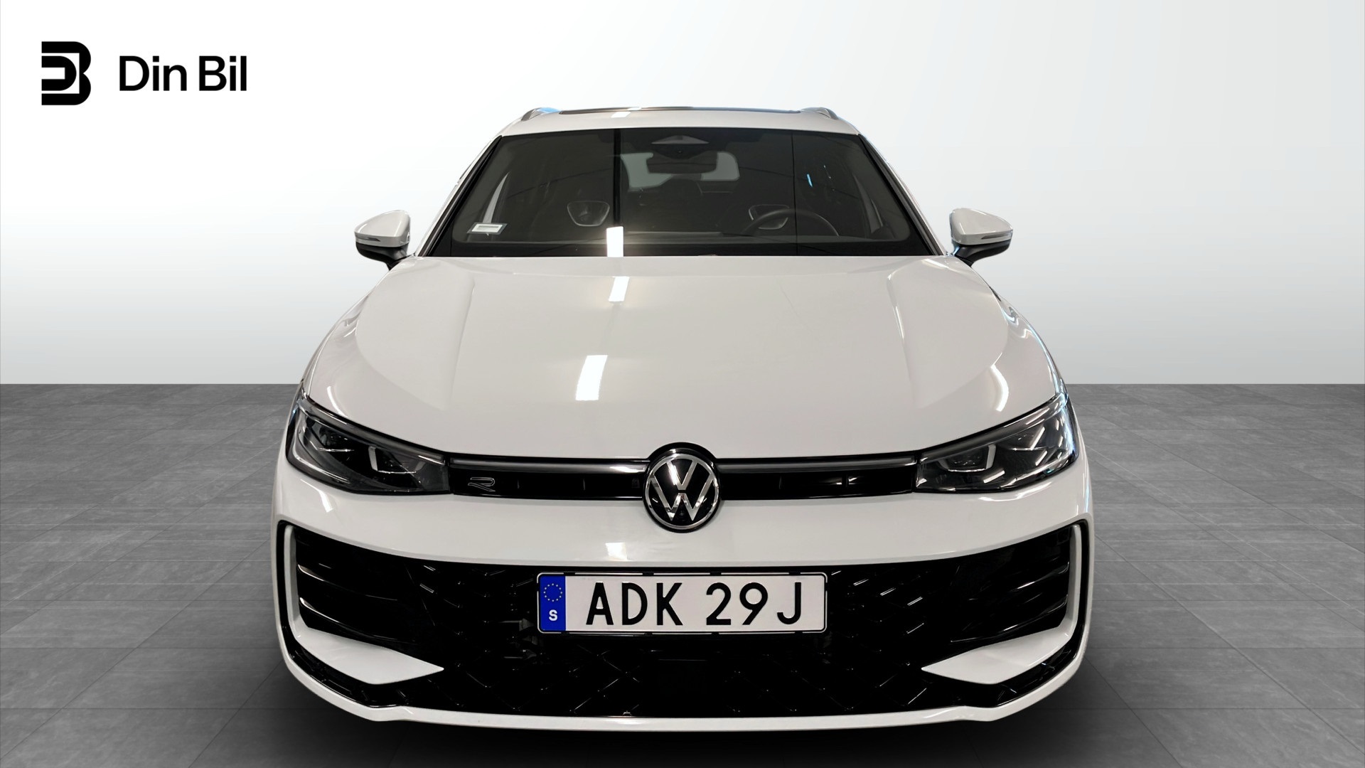 Volkswagen Passat ADK29J