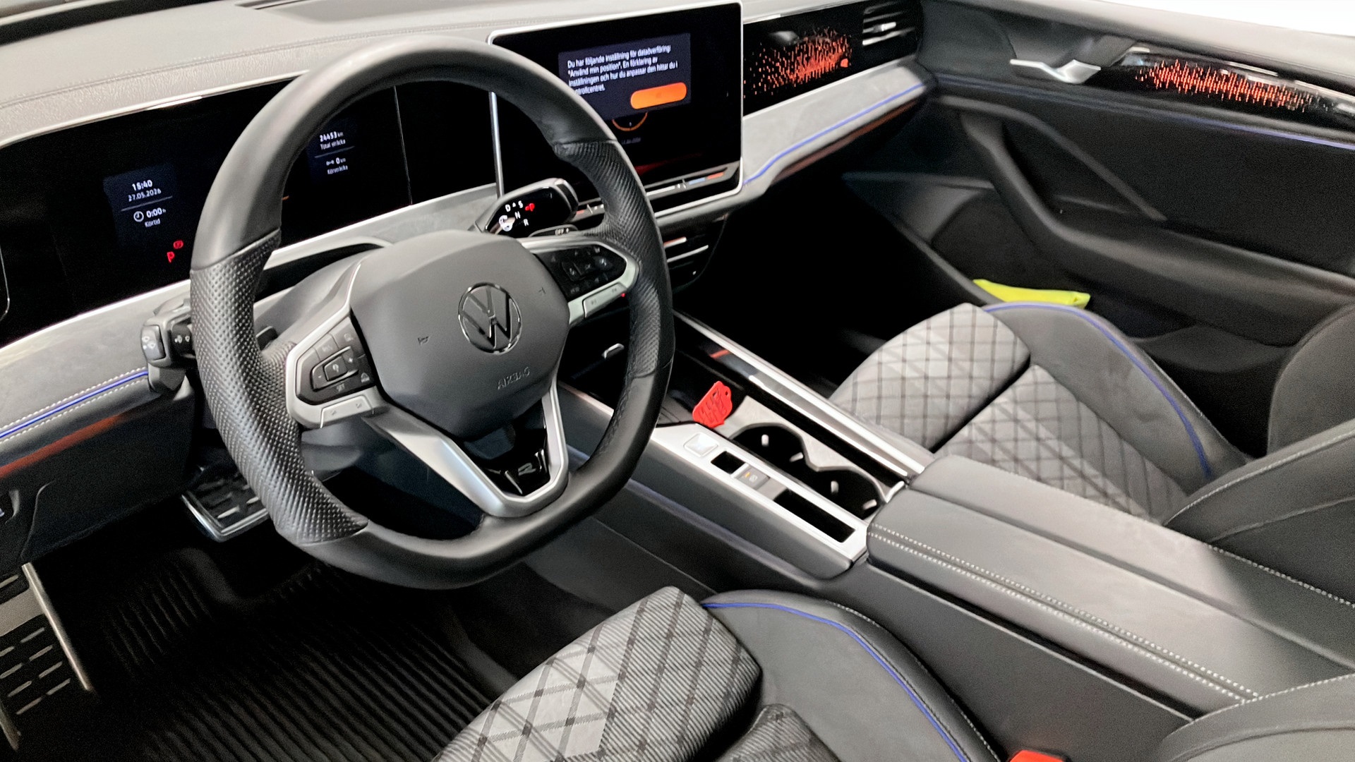 Volkswagen Passat ADK29J