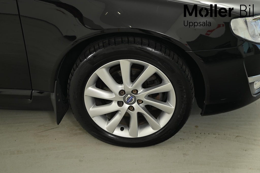 Volvo V70 ADK426