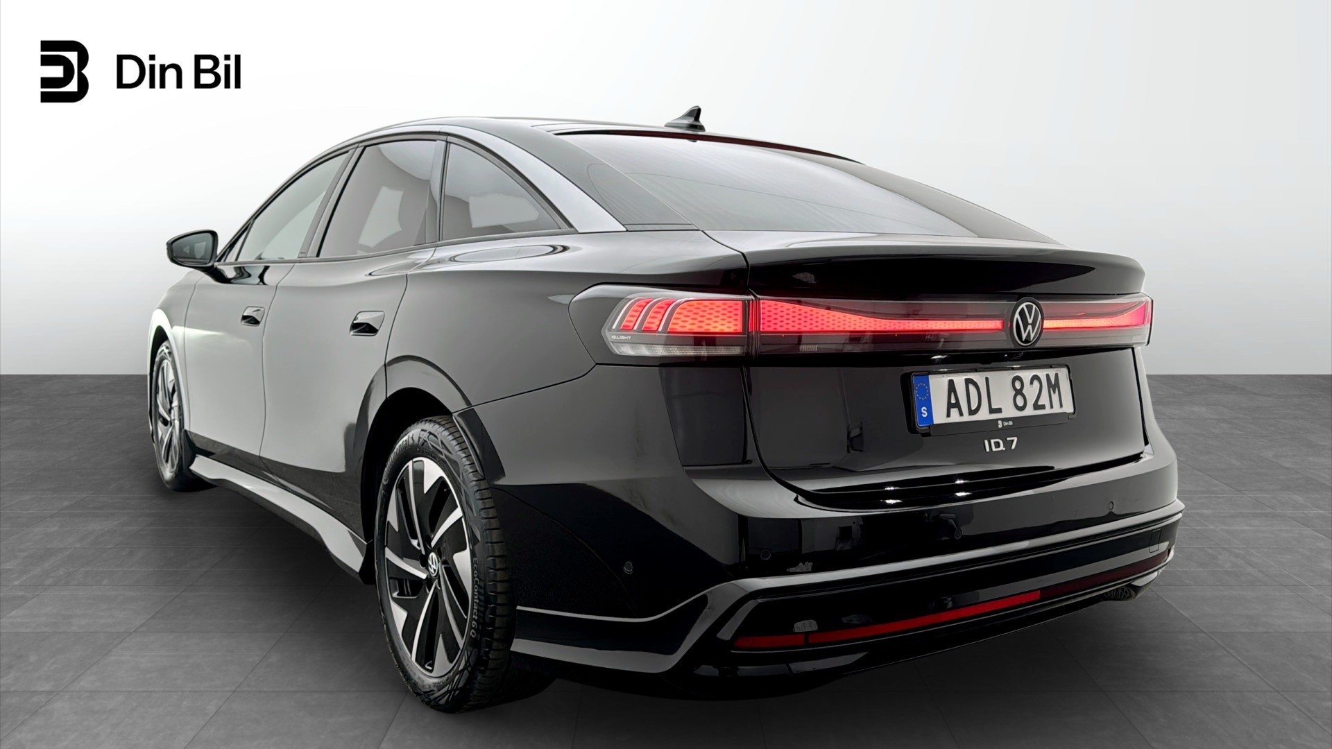 Volkswagen ID.7 ADL82M