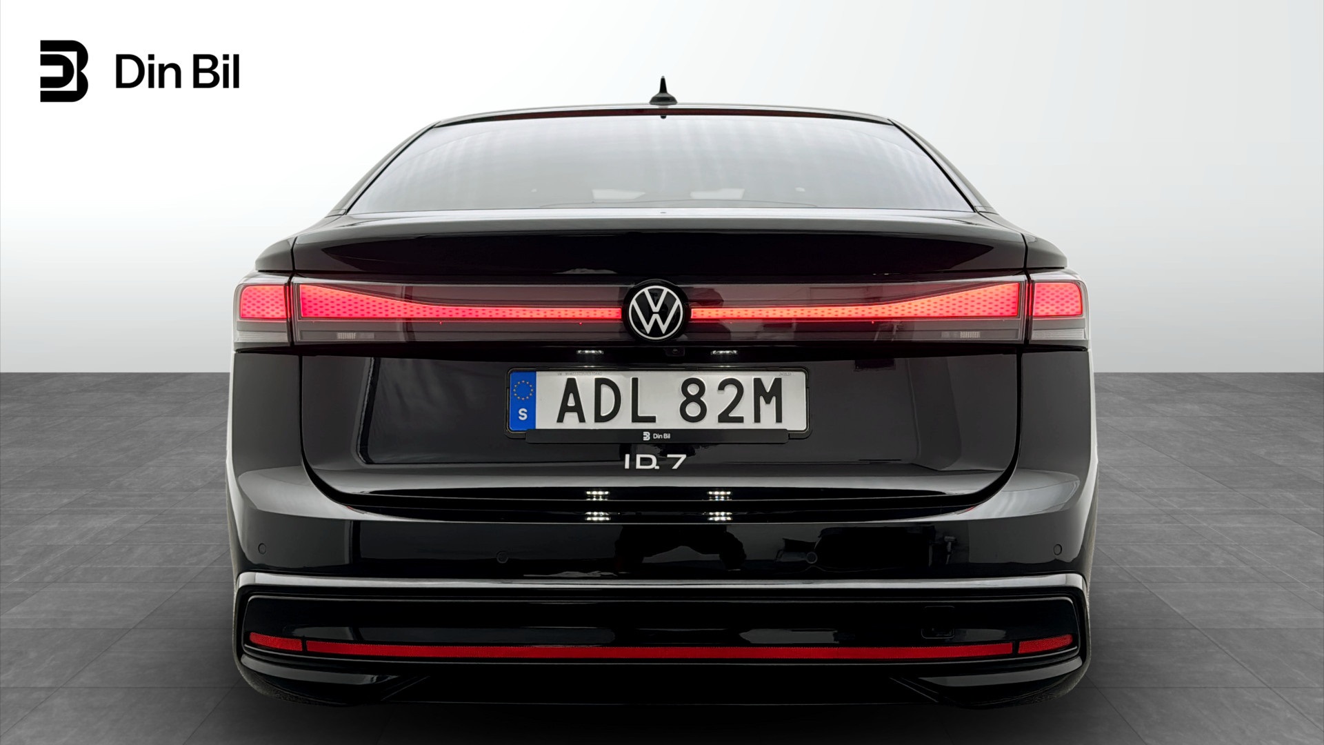 Volkswagen ID.7 ADL82M