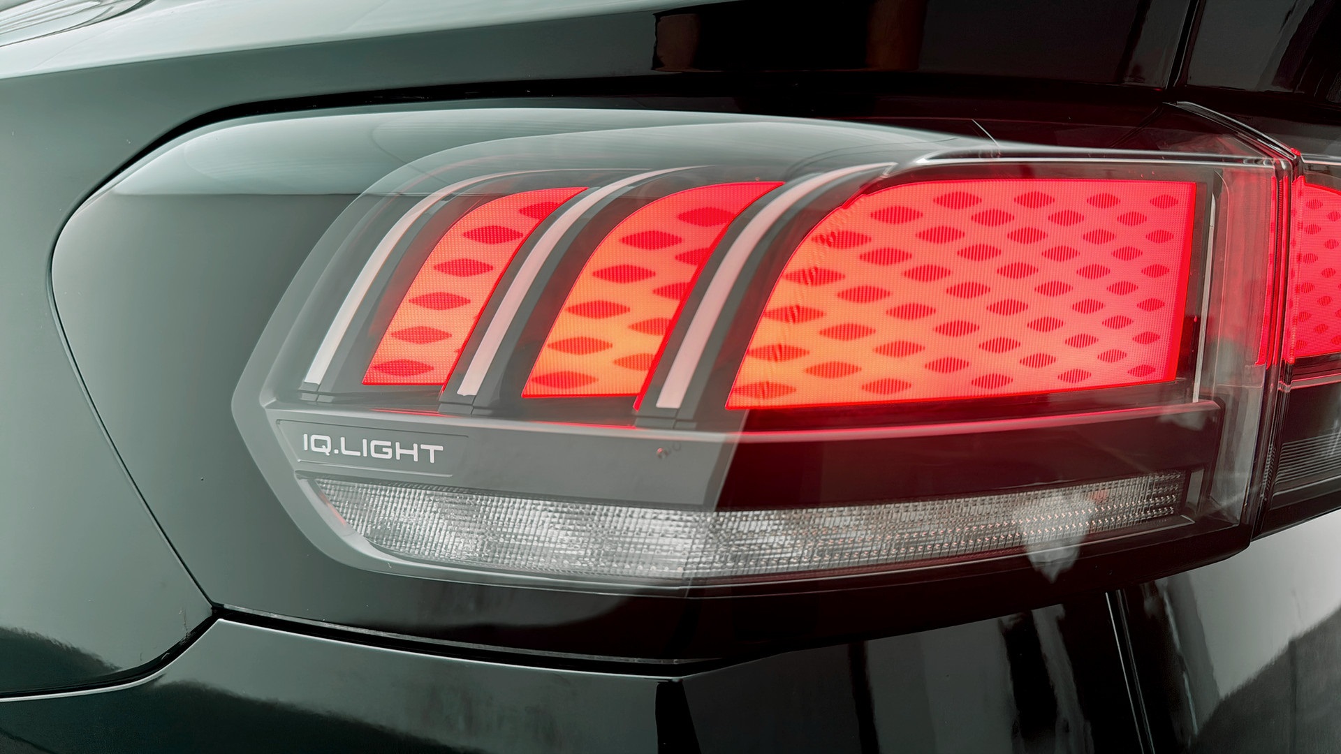 Volkswagen ID.7 ADL82M