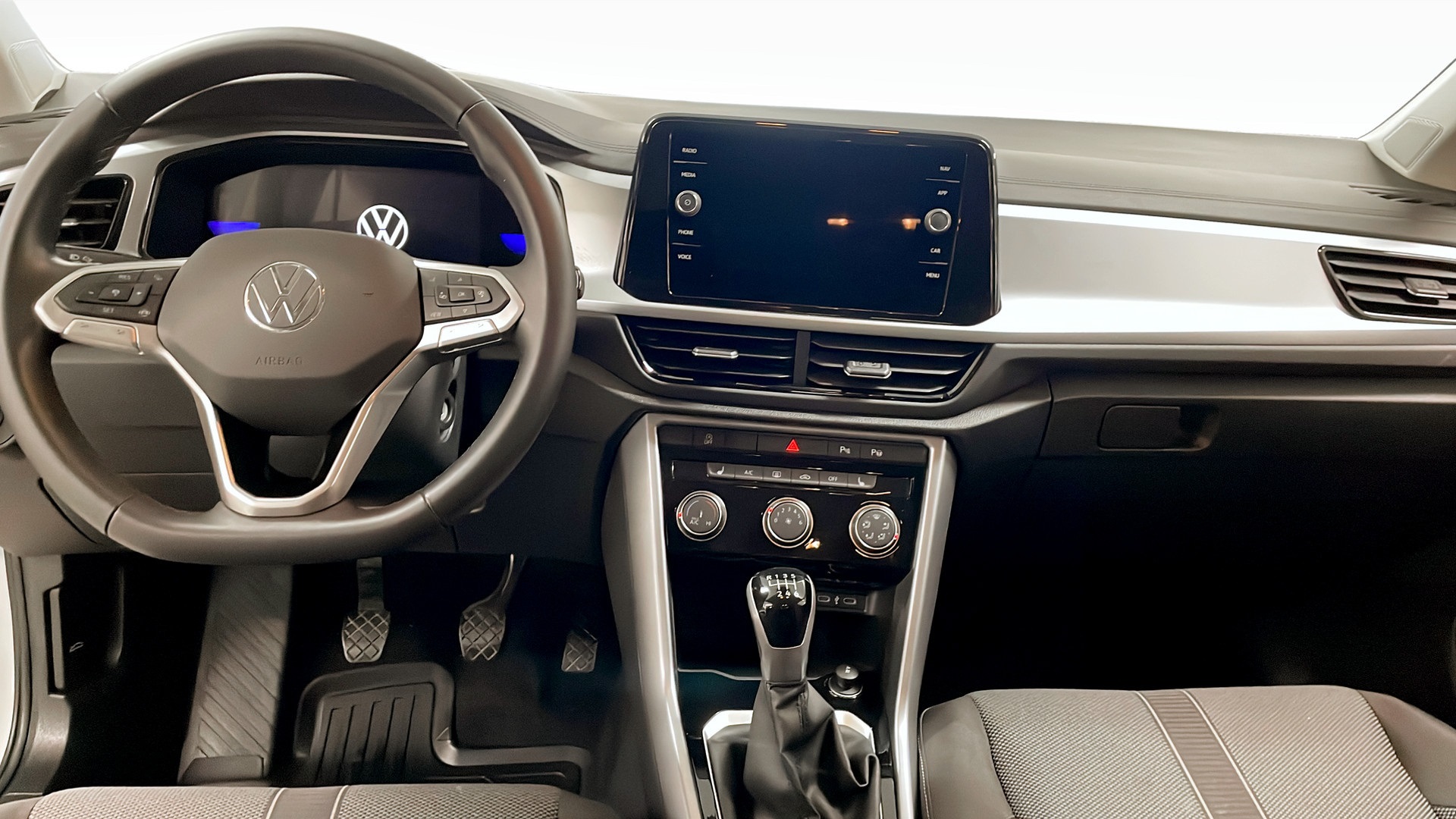 Volkswagen T-Roc AEF17K