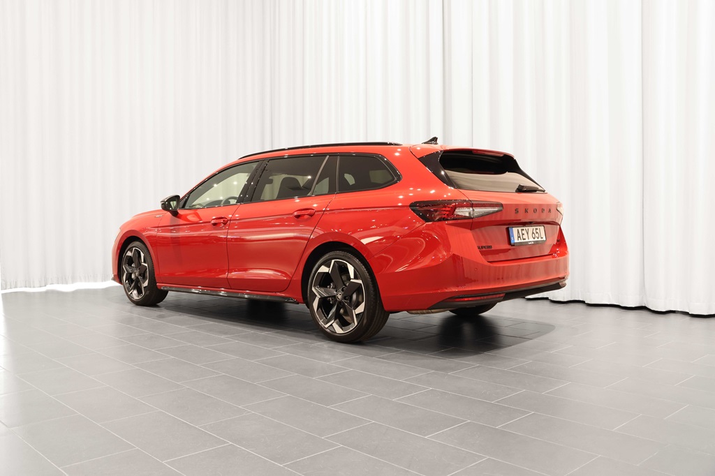 Skoda Superb Combi AEY65L