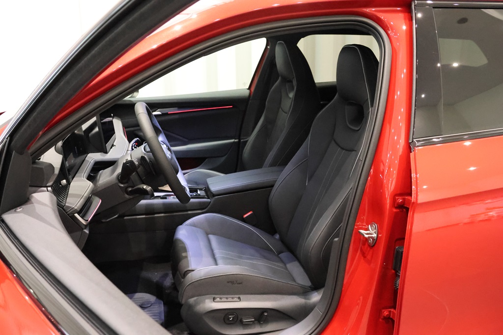 Skoda Superb Combi AEY65L