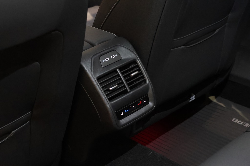 Skoda Superb Combi AEY65L