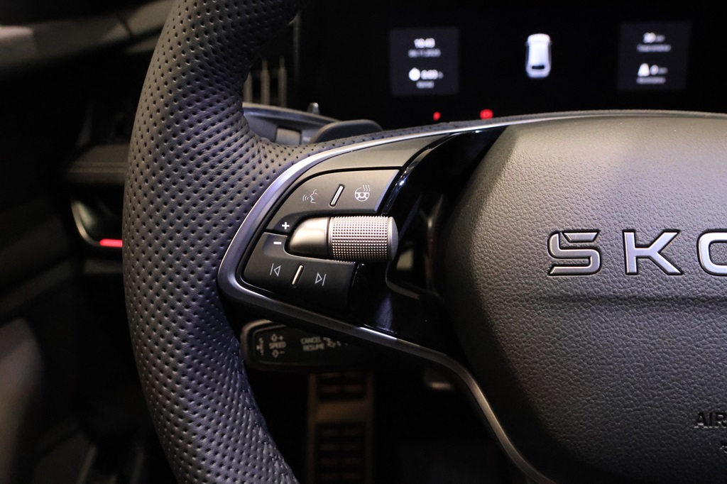 Skoda Superb Combi AEY65L