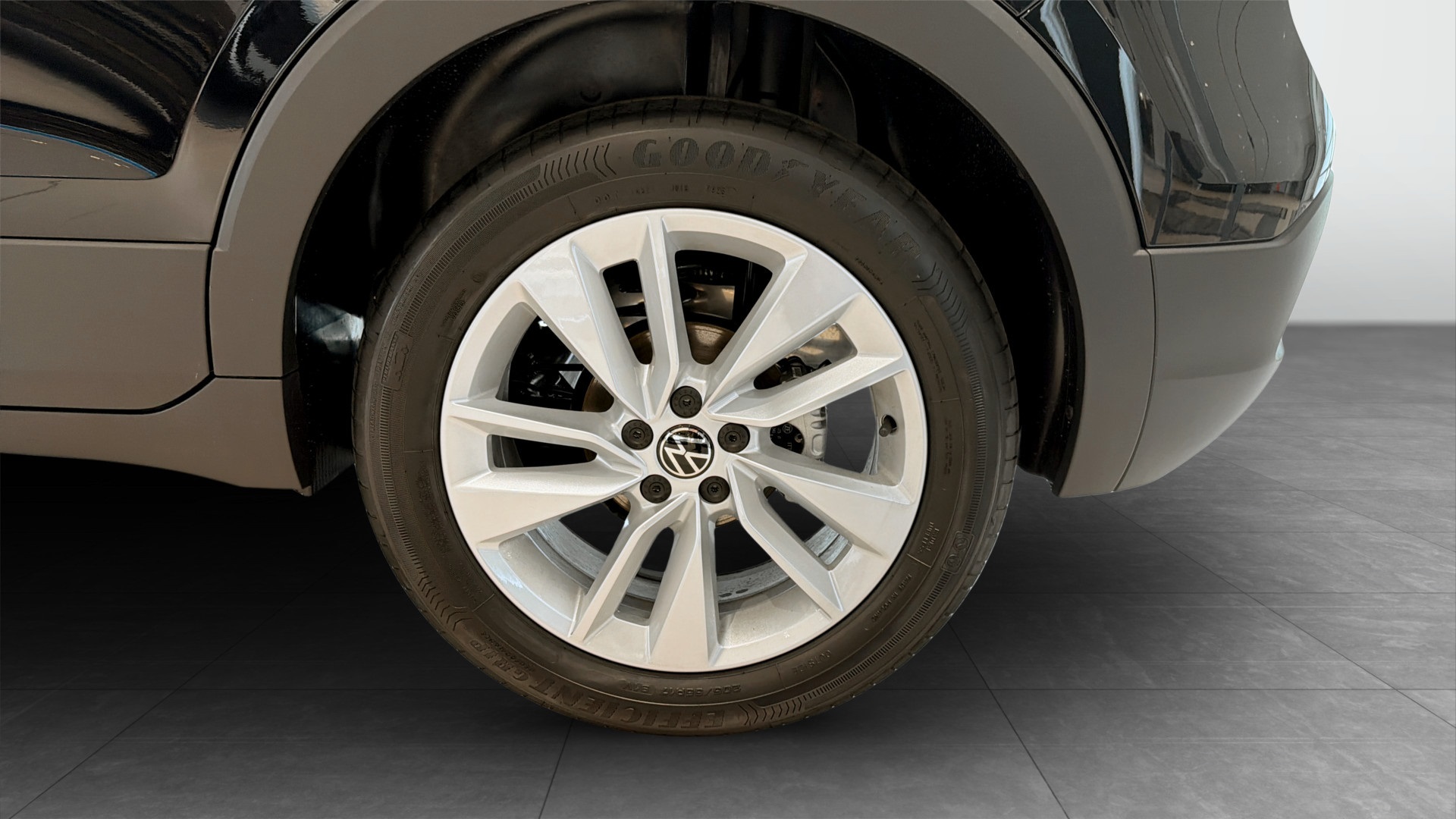 Volkswagen T-Cross AFF30L