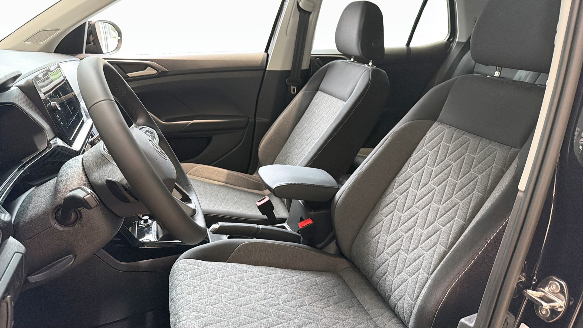 Volkswagen T-Cross AFF30L