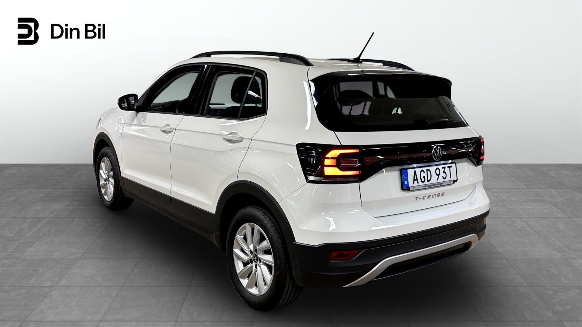 Volkswagen T-Cross AGD93T