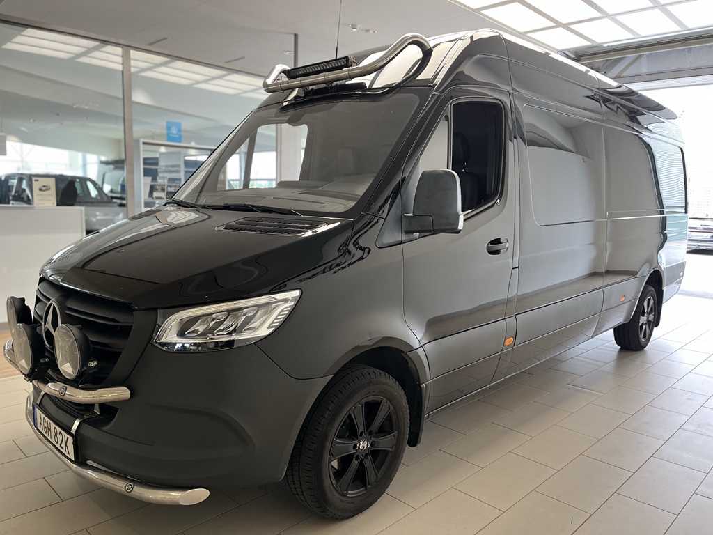 Mercedes Sprinter AGH82K