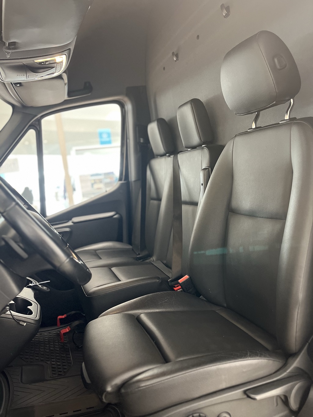 Mercedes Sprinter AGH82K