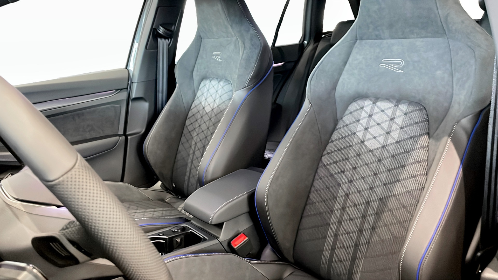 Volkswagen Golf Sportsvan AGJ11E