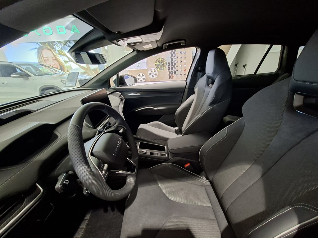 Skoda Enyaq AGJ67R