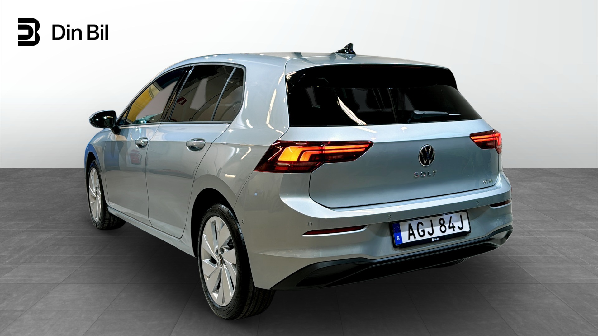 Volkswagen Golf AGJ84J