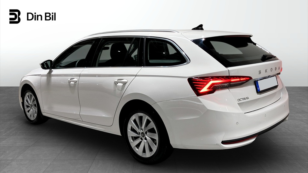 Skoda Octavia Combi AGL84D