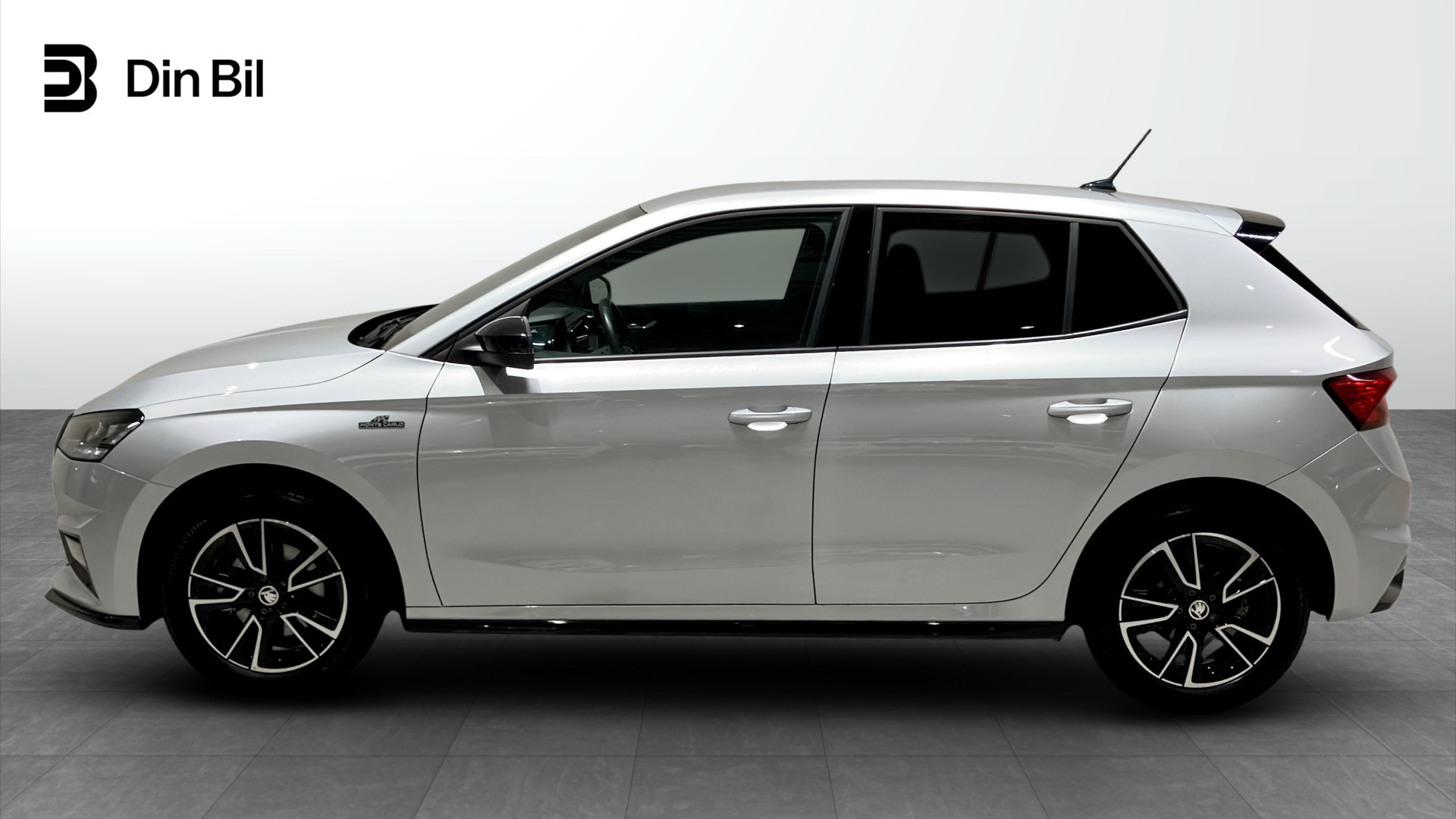 Skoda Fabia AGO316