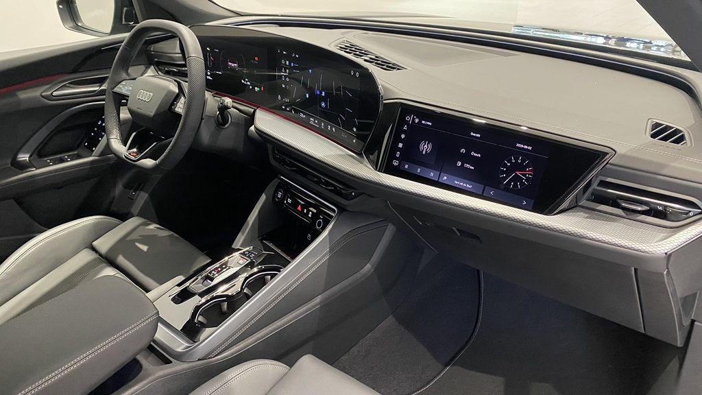Audi Q5 Sportback AGP64P