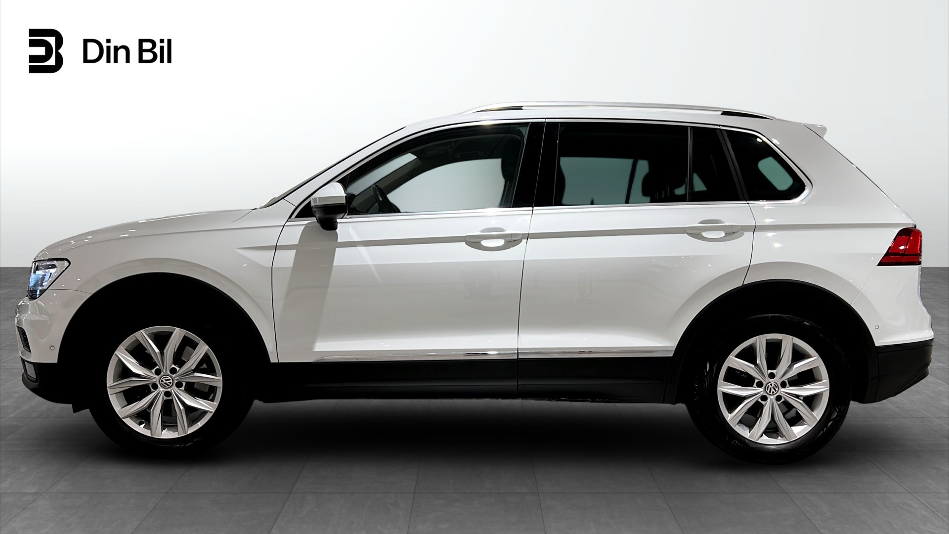 Volkswagen Tiguan AHF62E