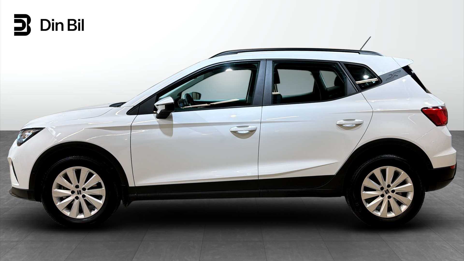 SEAT Arona AHJ28R