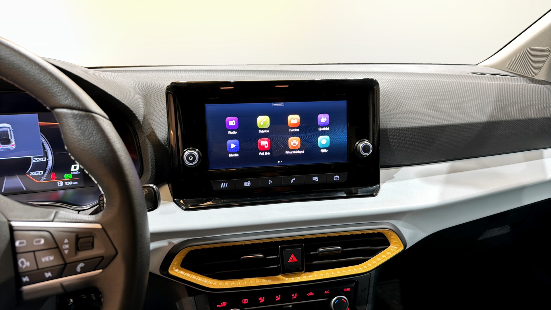 SEAT Arona AHJ28R