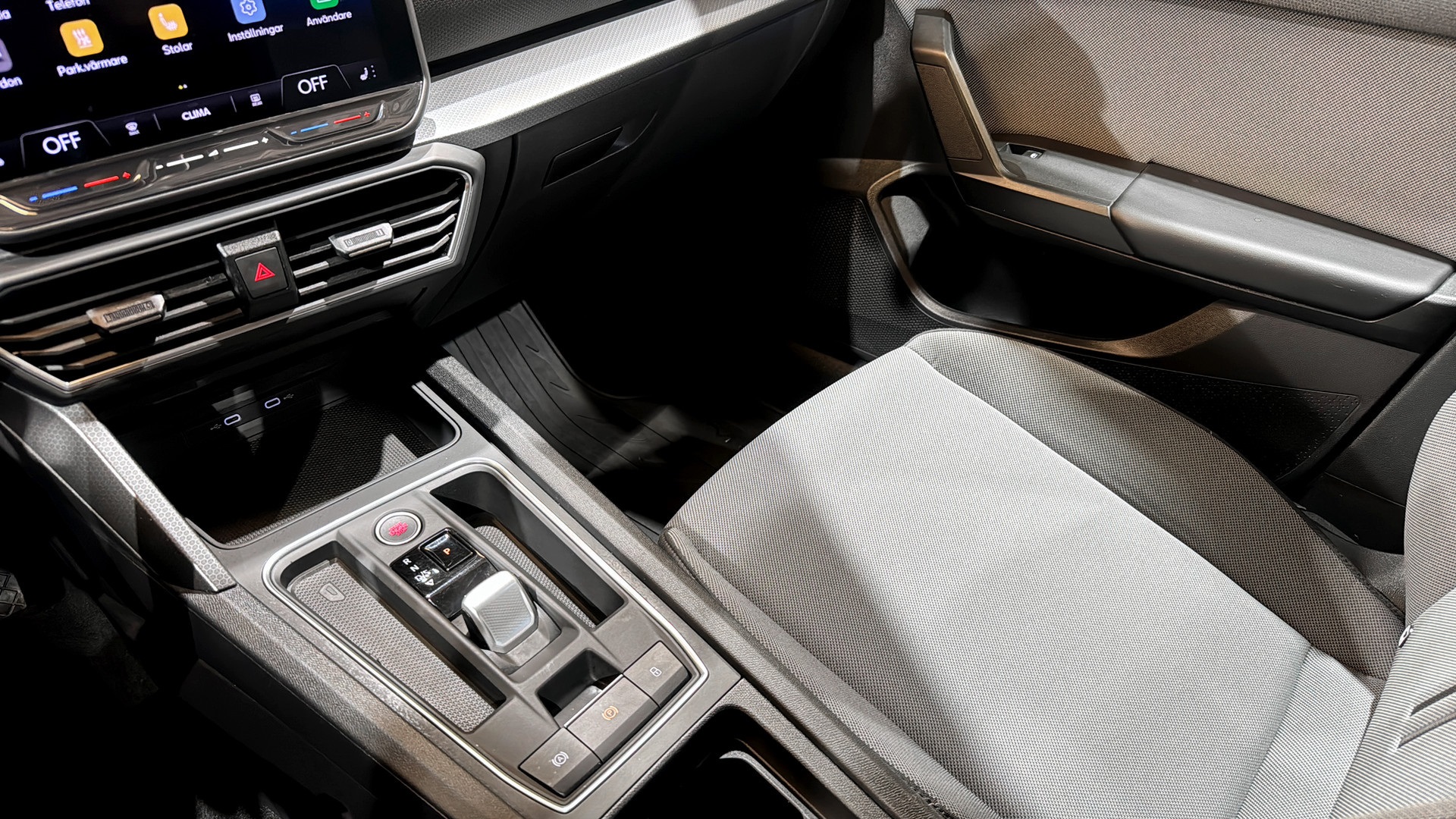 SEAT Leon Sportstourer AHJ66R