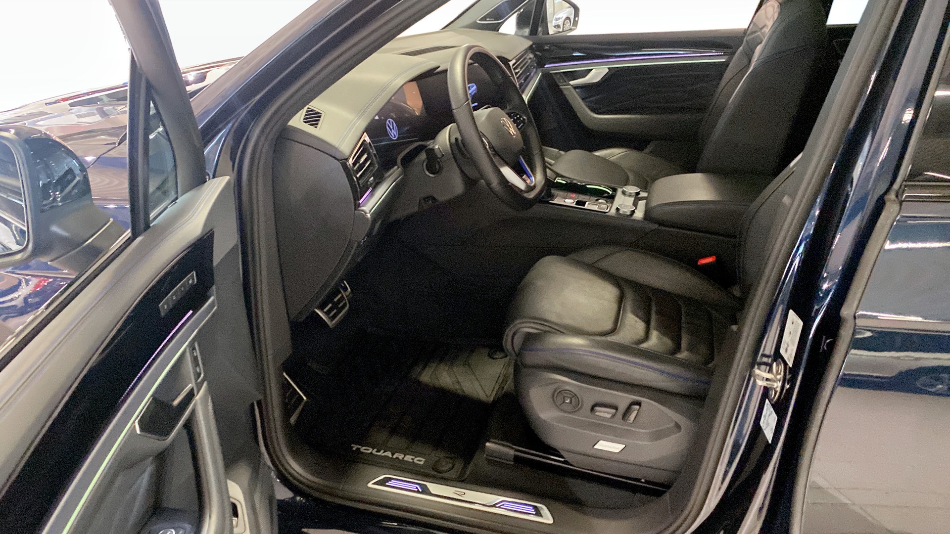 Volkswagen Touareg AHM81Z