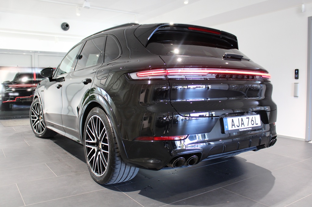Porsche Cayenne AJA76L