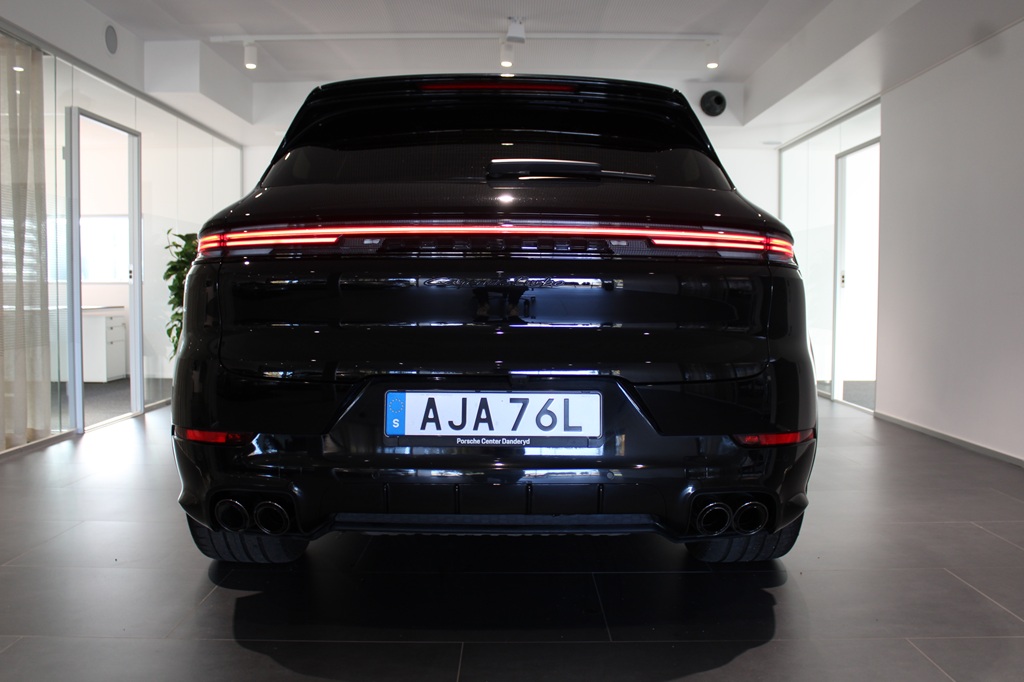 Porsche Cayenne AJA76L