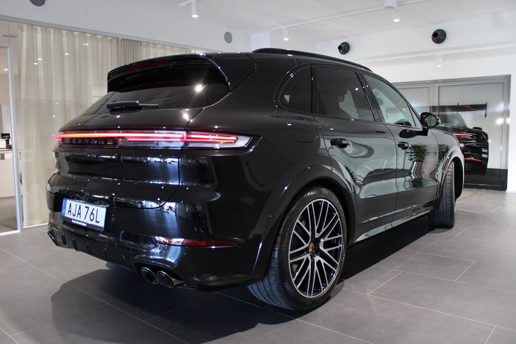 Porsche Cayenne AJA76L