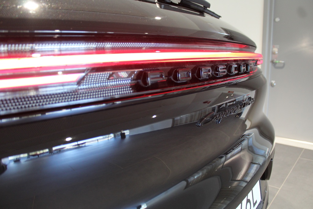Porsche Cayenne AJA76L
