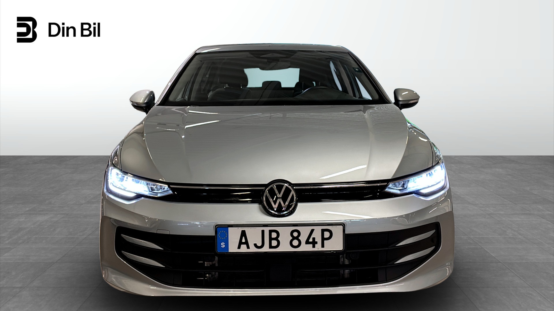 Volkswagen Golf AJB84P